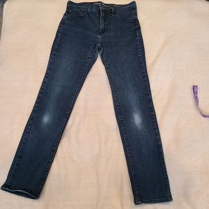 Eddie Bauer high rise slim straight slightly curvy jeans